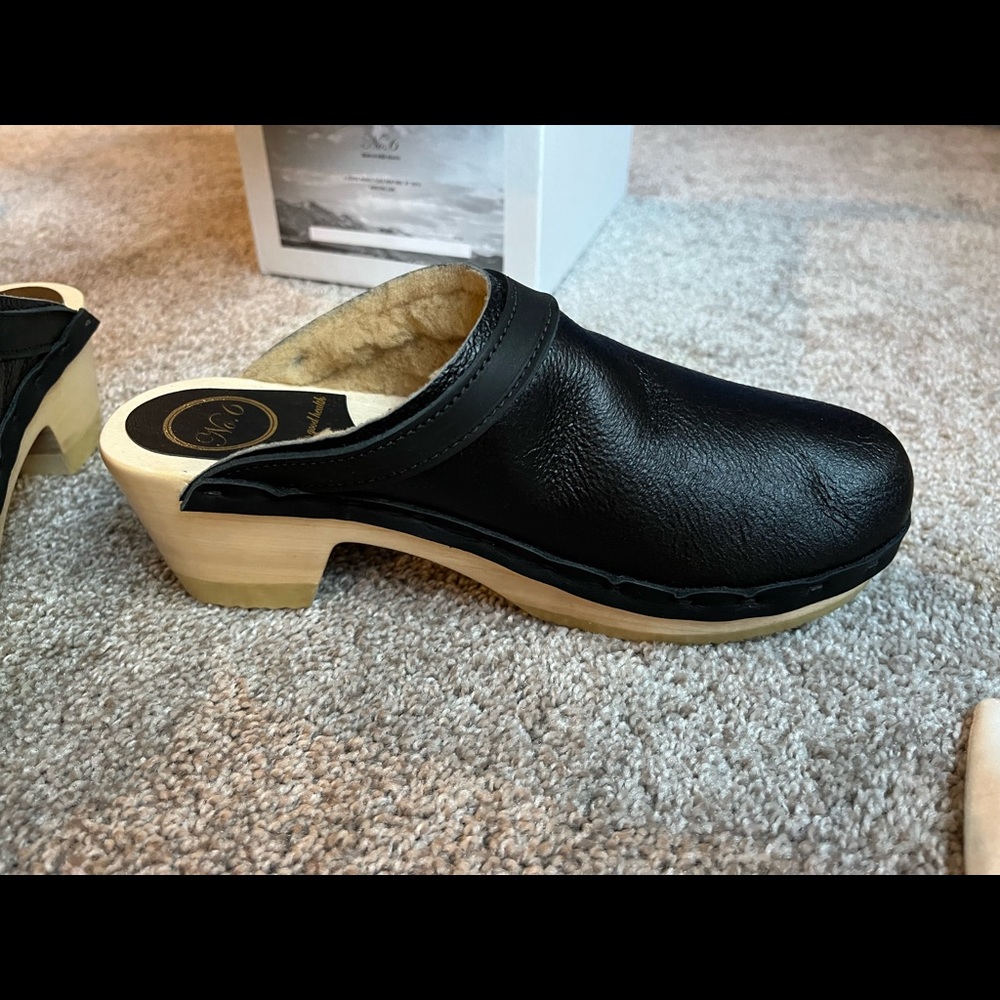 NIB No.6 Dakota Shearling Clog on Mid Heel in Ink Aviator, size 39